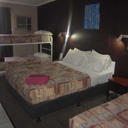 Eldorado Motor Inn 滕南特克里克 外观 照片