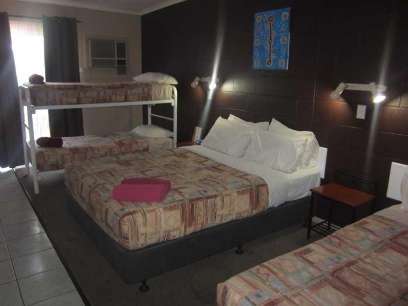 Eldorado Motor Inn 滕南特克里克 外观 照片